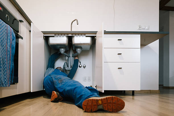 Professional Emergency Plumber technician working in Fountain, NC